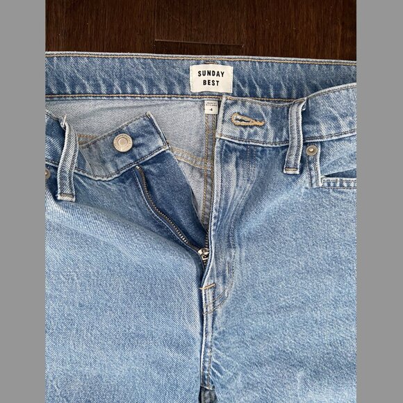 SOLD ******* Aritzia Sunday Best jeans light blue denim straight leg - Picture 4 of 9